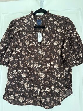 GAP Brown and Cream Floral Button-Down Shirt